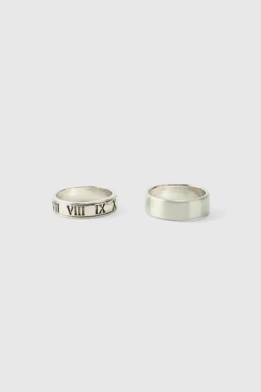 2 Pack Roman Lettering Rings