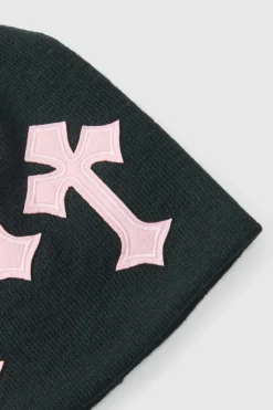 Applique Ribbed Cross Beanie