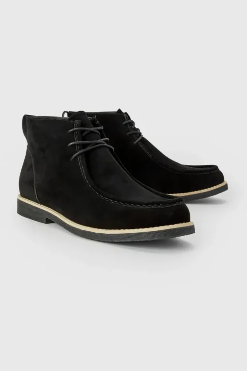 Apron Front Desert Boot