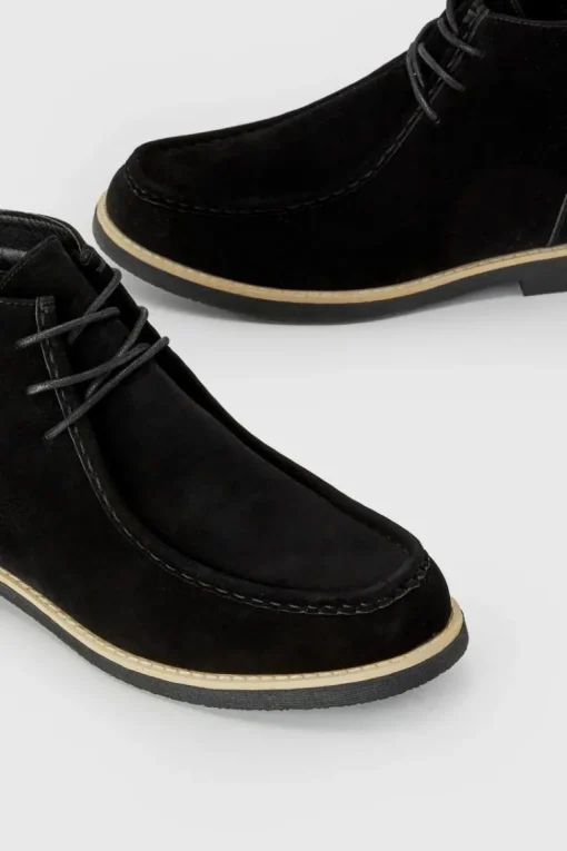 Apron Front Desert Boot