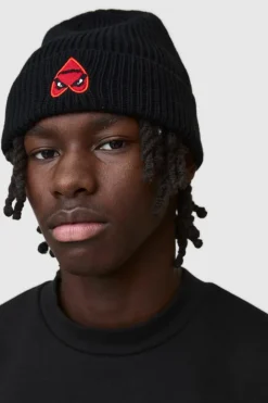 Black Heart Graphic Ribbed Beanie