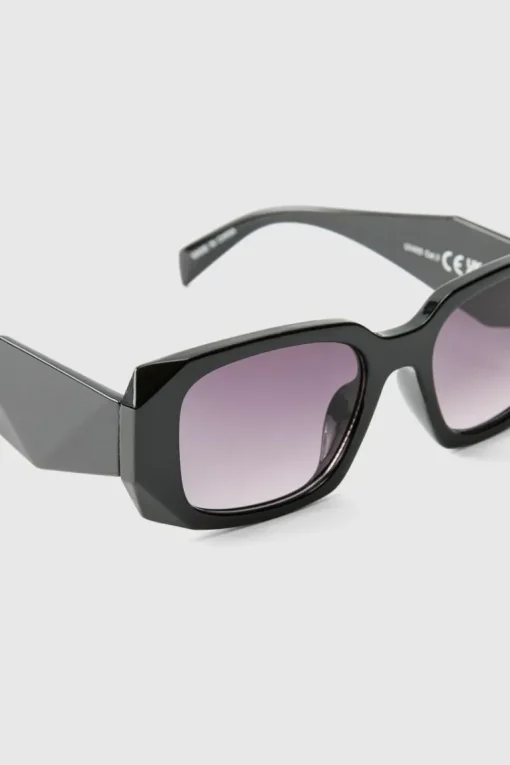 Black Rectangular Sunglasses