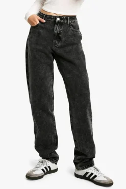 Boohoo Basics High Waisted Straight Leg Jeans