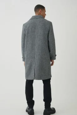 Check Collared Overcoat In Black