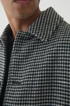 Check Collared Overcoat In Black