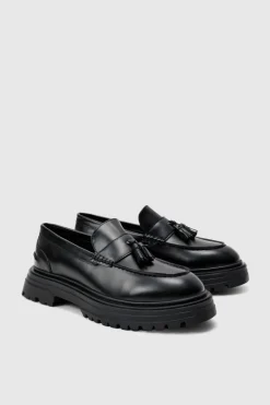 Chunky Sole Tassel Loafer In Black