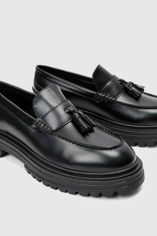 Chunky Sole Tassel Loafer In Black