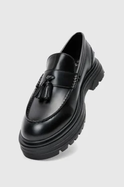 Chunky Sole Tassel Loafer In Black