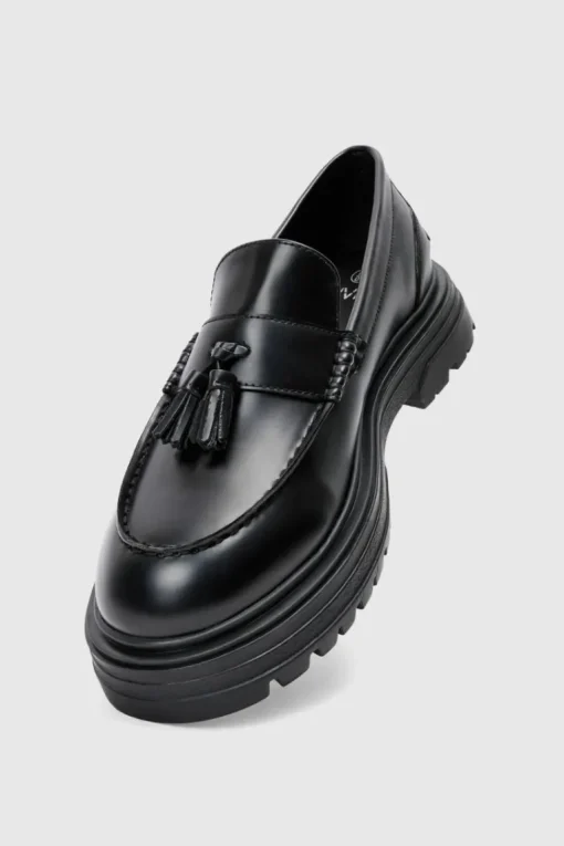 Chunky Sole Tassel Loafer In Black
