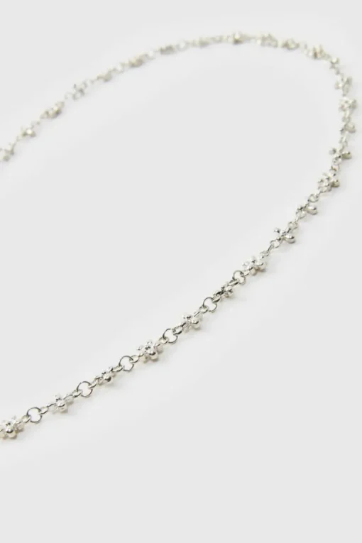 Cross Pendant Necklace In Silver