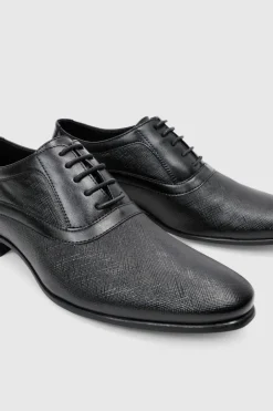 Embossed Faux Leather Oxford