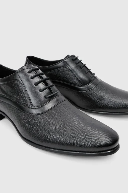 Embossed Faux Leather Oxford