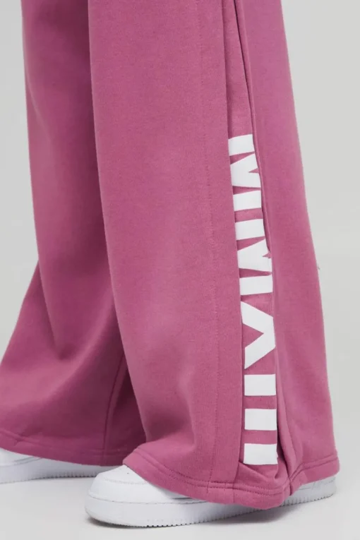 Extreme Wide Leg Pleated Gusset Jogger