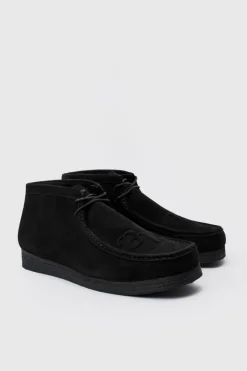 Faux Suede Apron Front Embossed Branding Shoes In Black