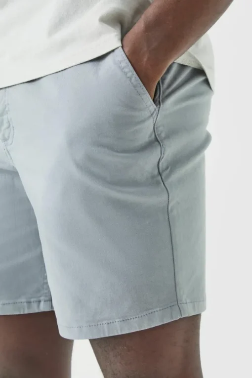 Fixed Waist Skinny Fit Chino Shorts