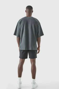 Fixed Waist Slim Fit Chino Shorts