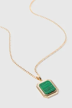 Green Gem Pendant Necklace In Gold
