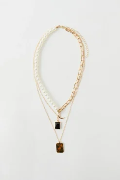Layered Pearl and Gold Hardware Necklace