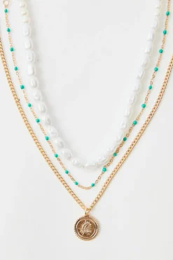 Layered Pearl Necklace In Gold