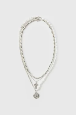 Layered Pearl Necklace With Pendants