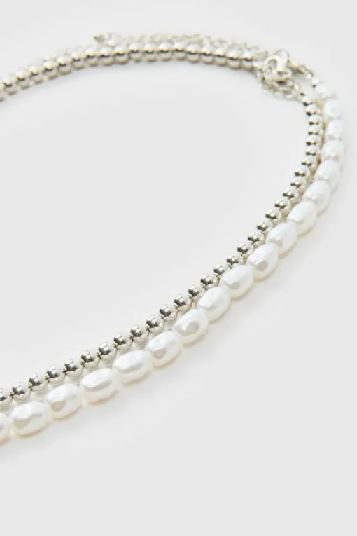 Layered Pearl Necklace With Pendants