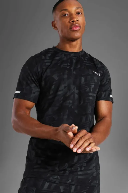 Man Active Abstract Print Reg Fit T-Shirt