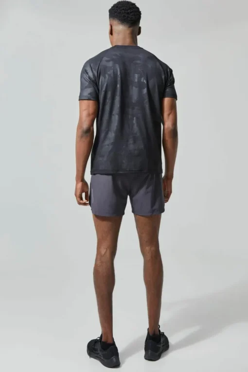 Man Active Camo Raglan Performance T-shirt