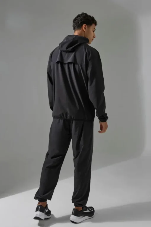 Man Active Cuffed Hem Regular Fit Jogger