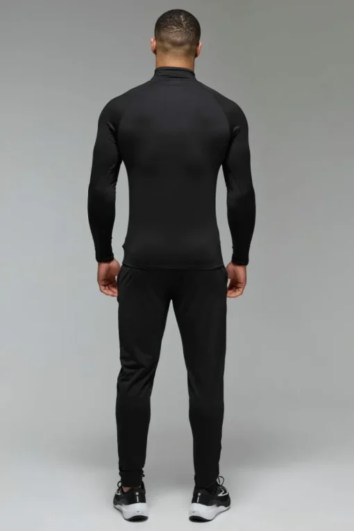 Man Active Fleece Back Performance Slim Fit 1/4 Zip