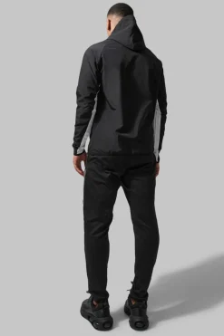 Man Active Gym Colour Block Regular Fit Windbreaker