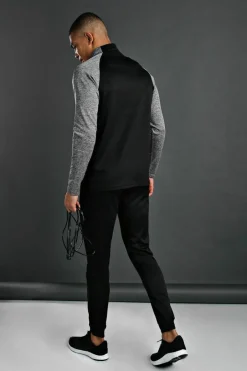 Man Active Gym Funnel Neck Tracksuit