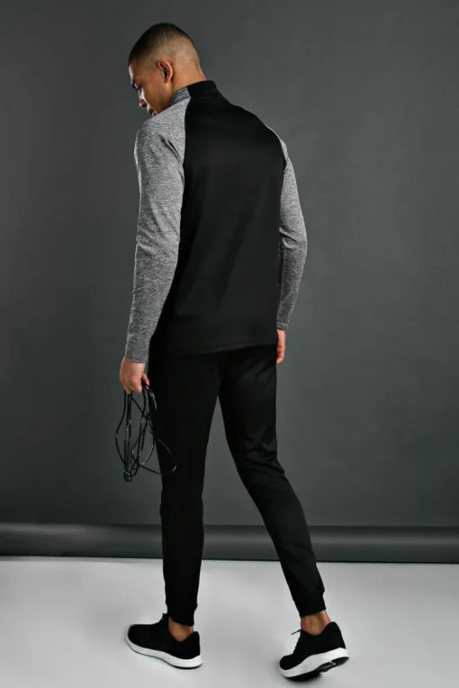 Man Active Gym Funnel Neck Tracksuit