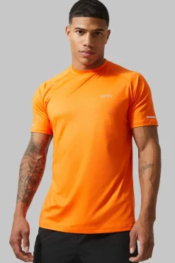 Man Active Gym Raglan Regular Fit T-shirt