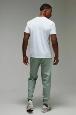 Man Active Gym Tapered Jogger
