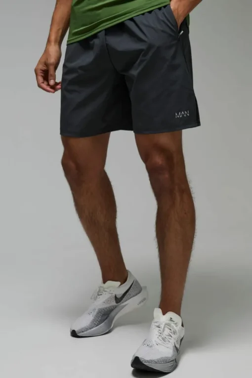 Man Active 7inch Perforated Grid Short