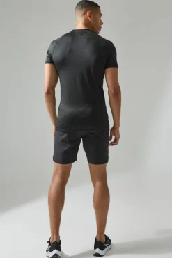 Man Active Lightweight Essentials Gym Muscle Fit Raglan T-shirt