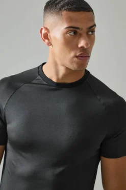 Man Active Lightweight Essentials Gym Muscle Fit Raglan T-shirt
