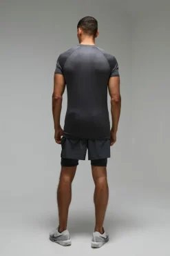 Man Active Lightweight Essentials Gym Muscle Fit Raglan T-shirt