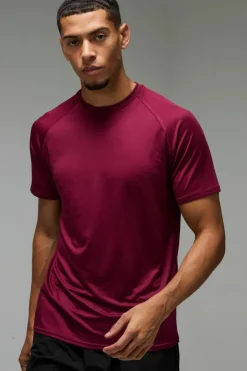 Man Active Lightweight Essentials Gym Raglan T-shirt