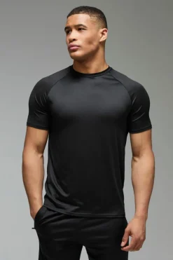 Man Active Lightweight Essentials Gym Regular Fit Raglan T-shirt