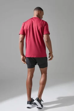 Man Active Performance Regular Fit T-shirt