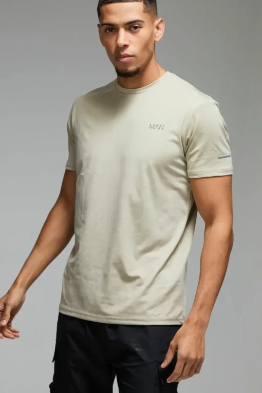 Man Active Performance Regular Fit T-shirt
