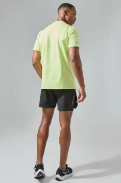 Man Active Performance Regular Fit T-shirt