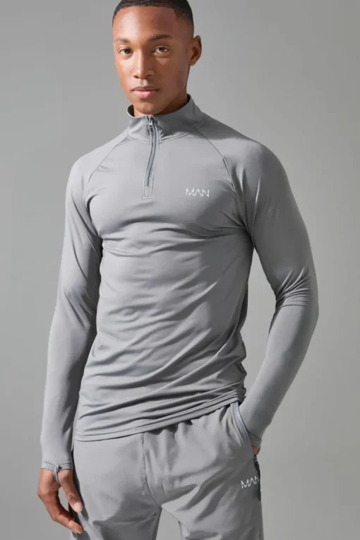 Man Active Quarter Zip and Jogger Tracksuit