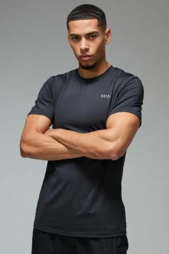 Man Active Regular Fit Performance T-shirt