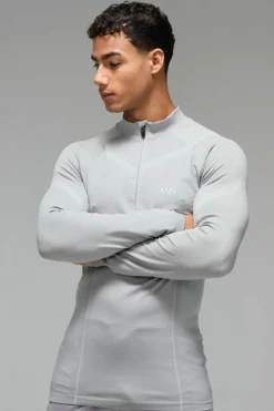 Man Active Seamless Muscle Fit 1/4 Zip Top