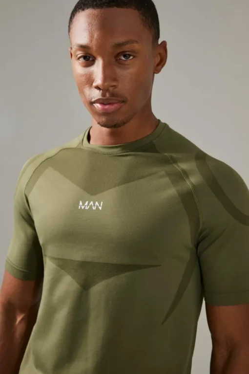 Man Active Seamless Muscle Fit T-shirt