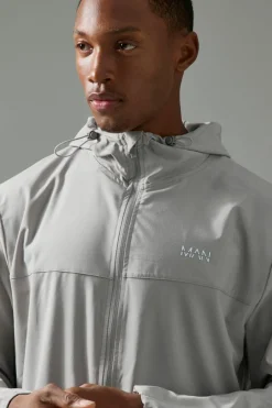 Man Active Shower Resist Ventilated Windbreaker