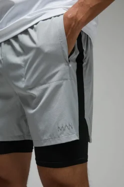 Man Active Stretch 2 in 1 5inch Grid Short