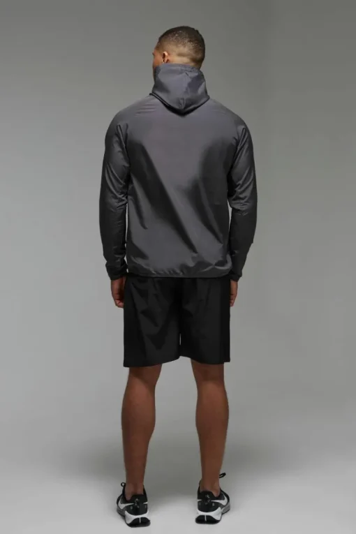 Man Active Stretch Woven 9inch Short